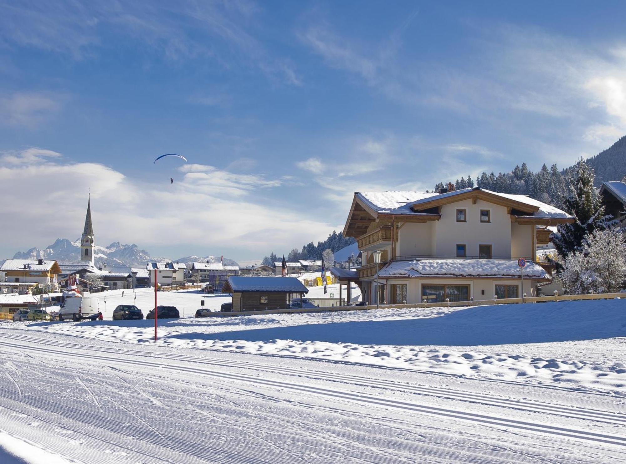 Hotel Garni Bavaria Ellmau Exterior photo