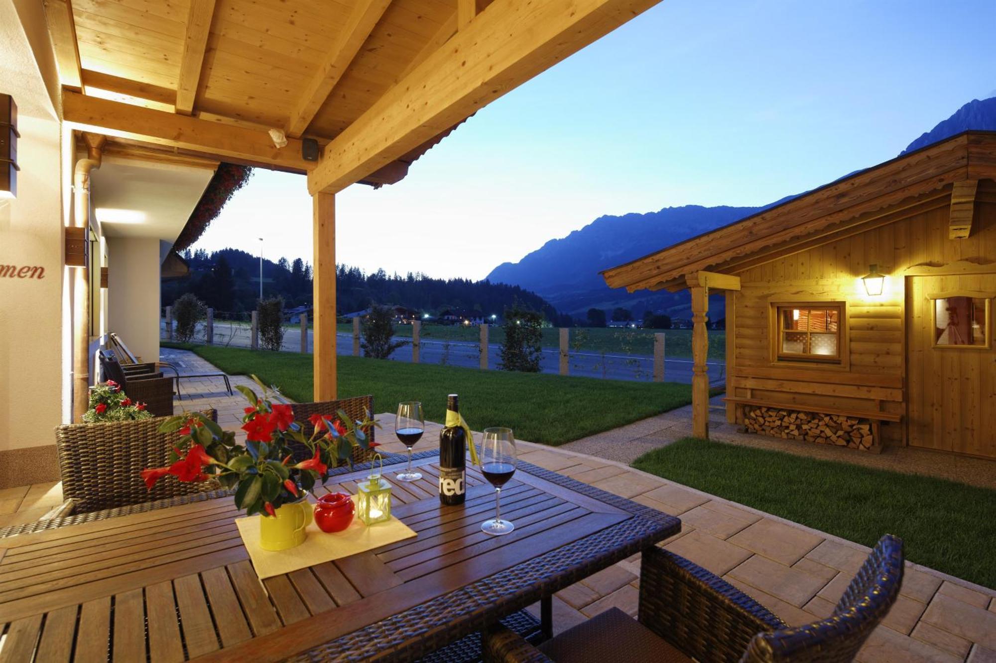 Hotel Garni Bavaria Ellmau Exterior photo